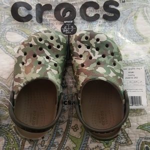 Brand new boys camouflage crocs size 7